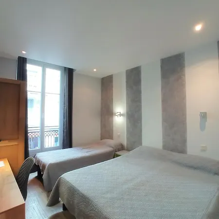 Hastor H33 Hotel 2*